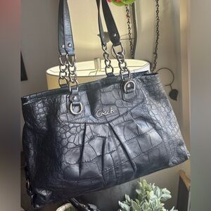 AUTHENTIC Coach 1941  Croc-Embossed Leather zip Tote